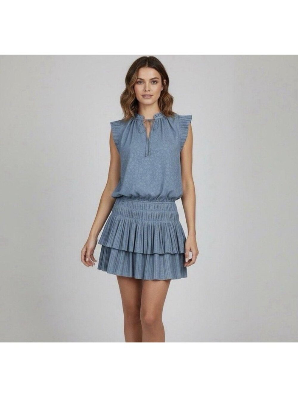Current Air Short Pleated Tiered Smocked Dress Soft Blue Size L